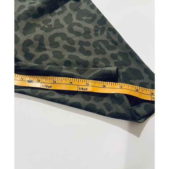 Nike shorts - Picture 7 of 7